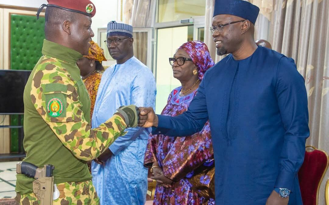 Défense : depuis Ouagadougou, Ousmane Sonko annonce la fin de la présence militaire étrangère au Sénégal – Infos-reelles.com