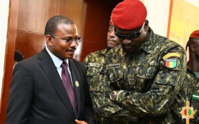 Remise officielle du projet de nouvelle Constitution : plusieurs partis politiques boycottent la cérémonie – Infos-reelles.com