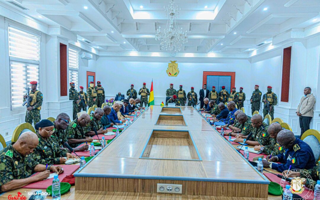 Palais Mohamed V de Conakry : tenue de la première session du Conseil Supérieur de Défense Nationale – Infos-reelles.com