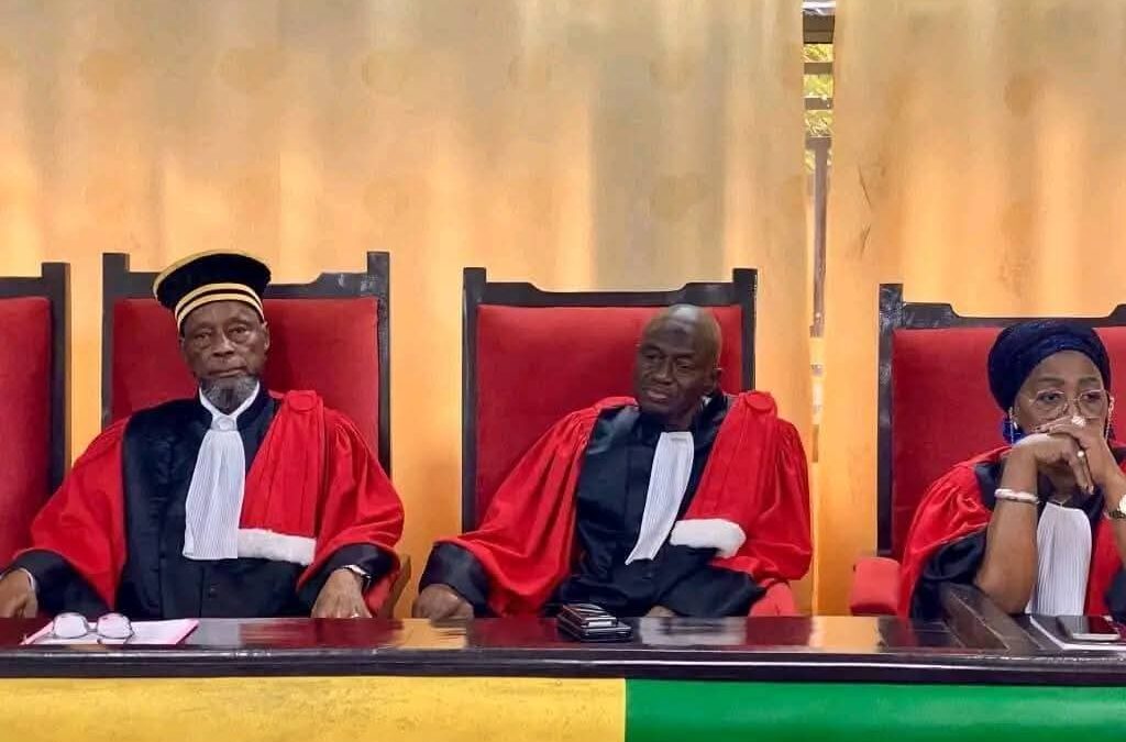 La Cour Suprême ne nettoie pas, elle purge (Par Mamadou Barry III) – Infos-reelles.com