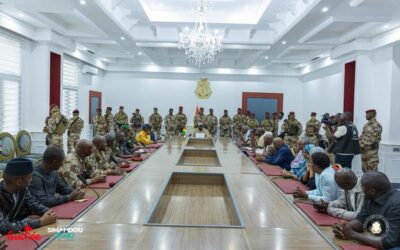 Guinée : après les tirs enregistrés à Conakry, Mamadi Doumbouya préside un conseil supérieur de défense nationale