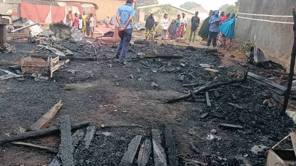 Dubréka : triste bilan d&rsquo;un incendie à Kagbelen – Infos-reelles.com