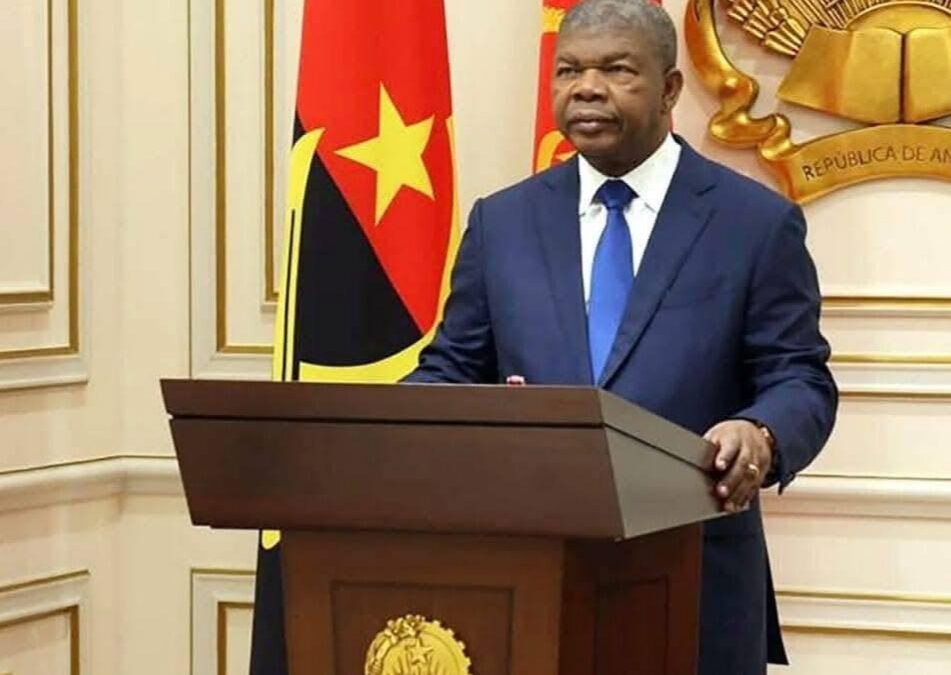 Sommet de l’UA à Addis-Abeba : le président angolais dénonce les manœuvres de confiscation du pouvoir en Guinée et au Gabon – Infos-reelles.com