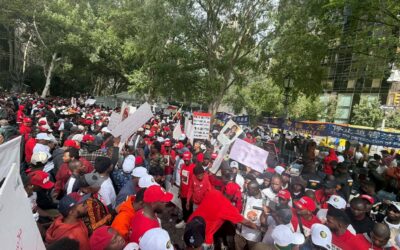 New-York : la diaspora guinéenne massivement mobilisée devant le siège de l&rsquo;ONU pour dénoncer la dictature du CNRD en Guinée – Infos-reelles.com
