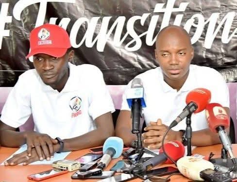 Dictature militaire en Guinée : le FNDC réagit après la révocation des passeports de Ibrahima Diallo et de Sekou Koundouno – Infos-reelles.com